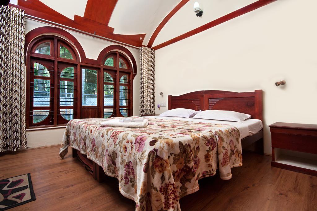 Hotel Aqua Castle Houseboat - By Aqua Jumbo Houseboats Alappuzha Exterior foto