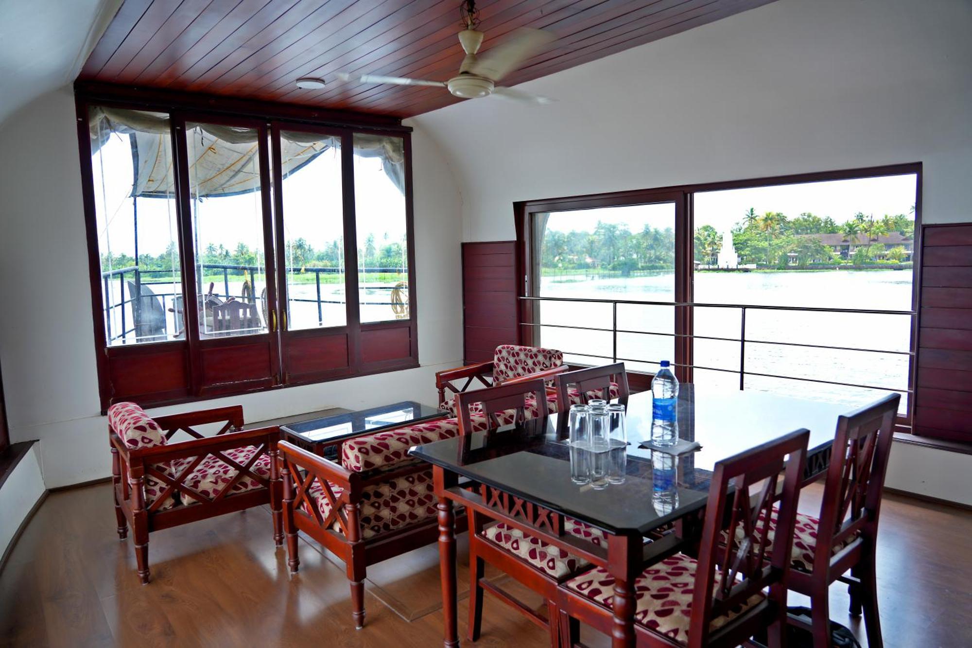 Hotel Aqua Castle Houseboat - By Aqua Jumbo Houseboats Alappuzha Exterior foto